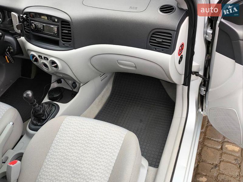 Седан Hyundai Accent 2008 в Кривом Роге фото 7 Седан Hyundai Accent 2008 в Кривом Роге