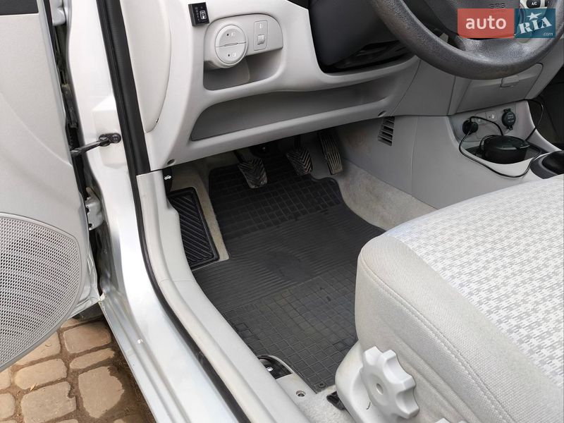 Седан Hyundai Accent 2008 в Кривом Роге фото 6 Седан Hyundai Accent 2008 в Кривом Роге