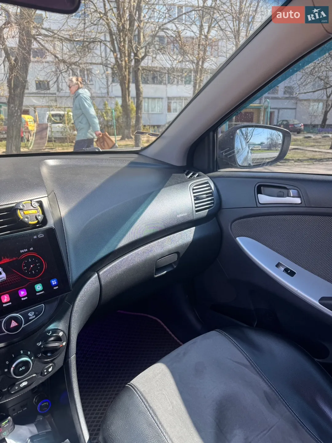2013 Hyundai Accent - мініатюра 10