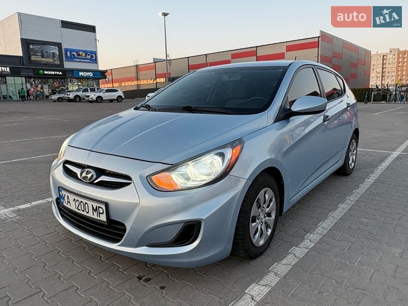 Hyundai Accent 2012