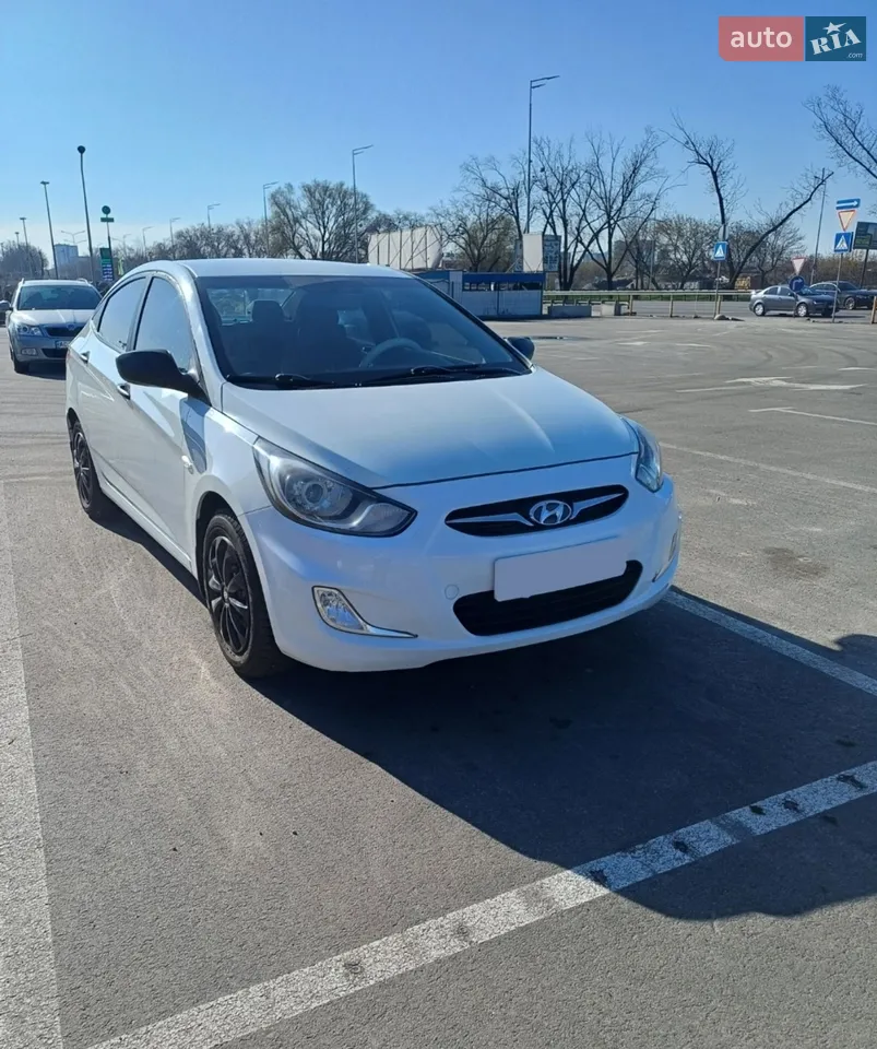 2014 Hyundai Accent - мініатюра 11