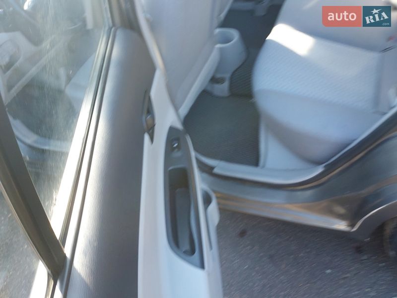 Седан Hyundai Accent 2010 в Трускавце фото 12 Седан Hyundai Accent 2010 в Трускавце