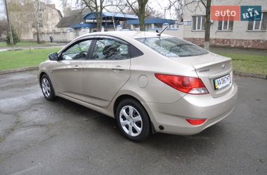 Седан Hyundai Accent 2013 в Києві