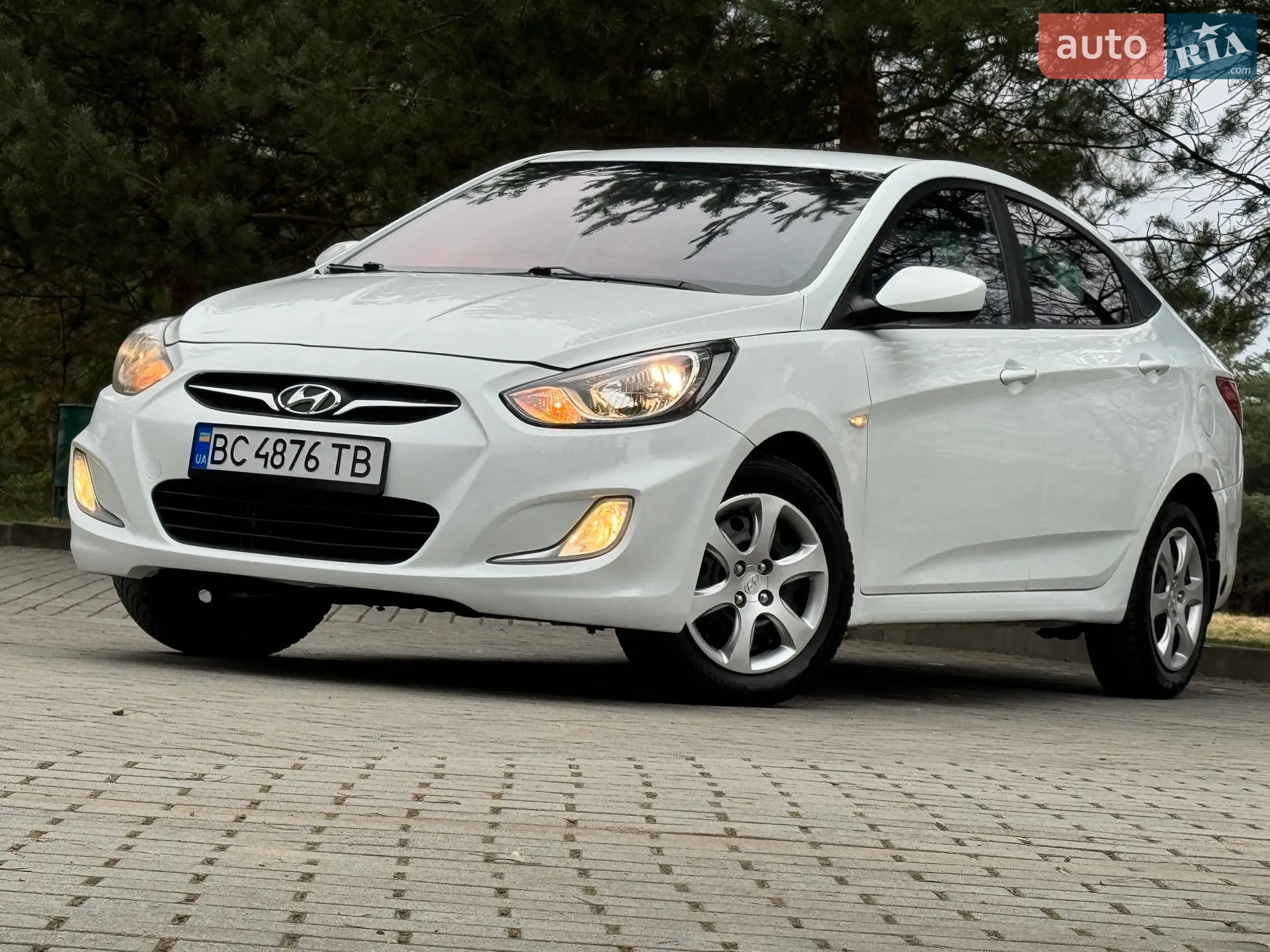 2012 Hyundai Accent - мініатюра 17