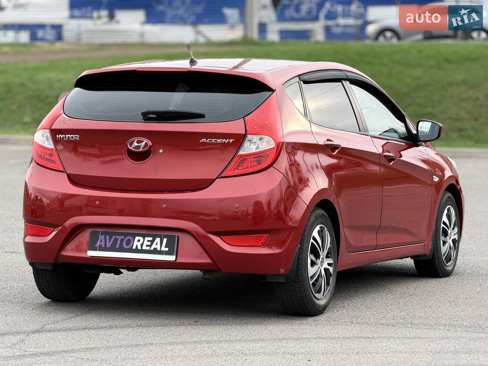 2012 Hyundai Accent - мініатюра 18
