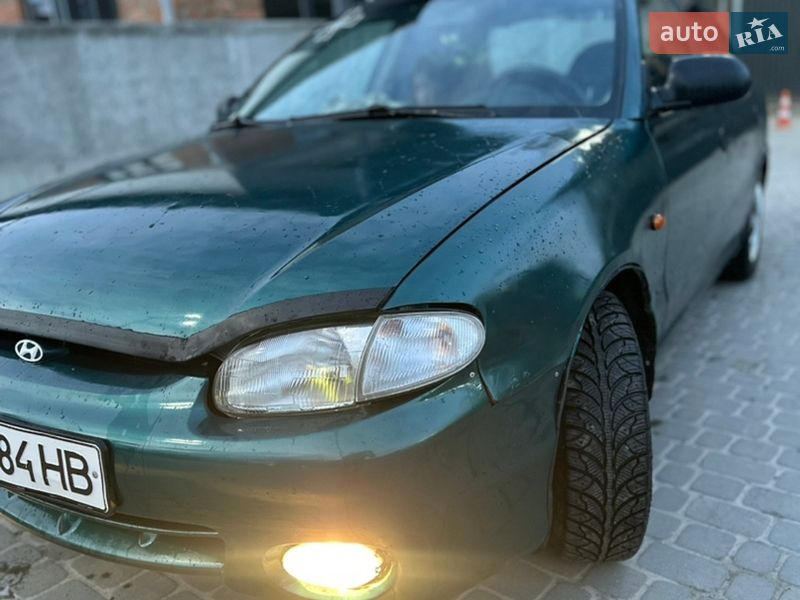 Седан Hyundai Accent 1997 в Львове