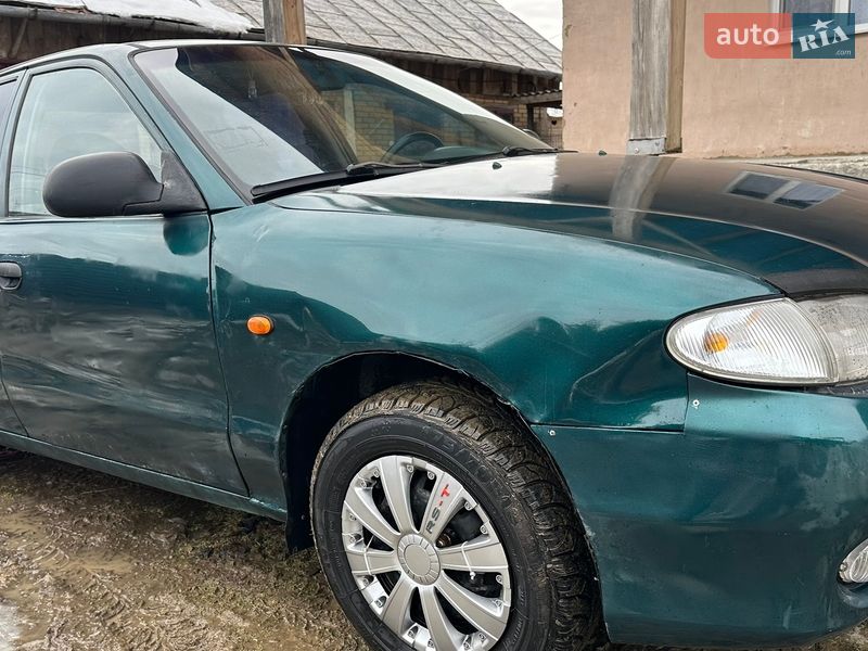 Седан Hyundai Accent 1997 в Львове