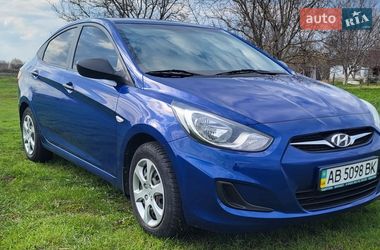 Седан Hyundai Accent 2011 в Ананьїві