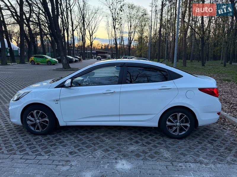 Седан Hyundai Accent 2012 в Харькове