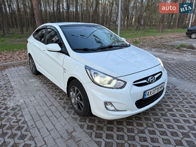 Седан Hyundai Accent 2012 в Харькове