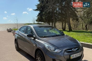 Седан Hyundai Accent 2011 в Житомирі