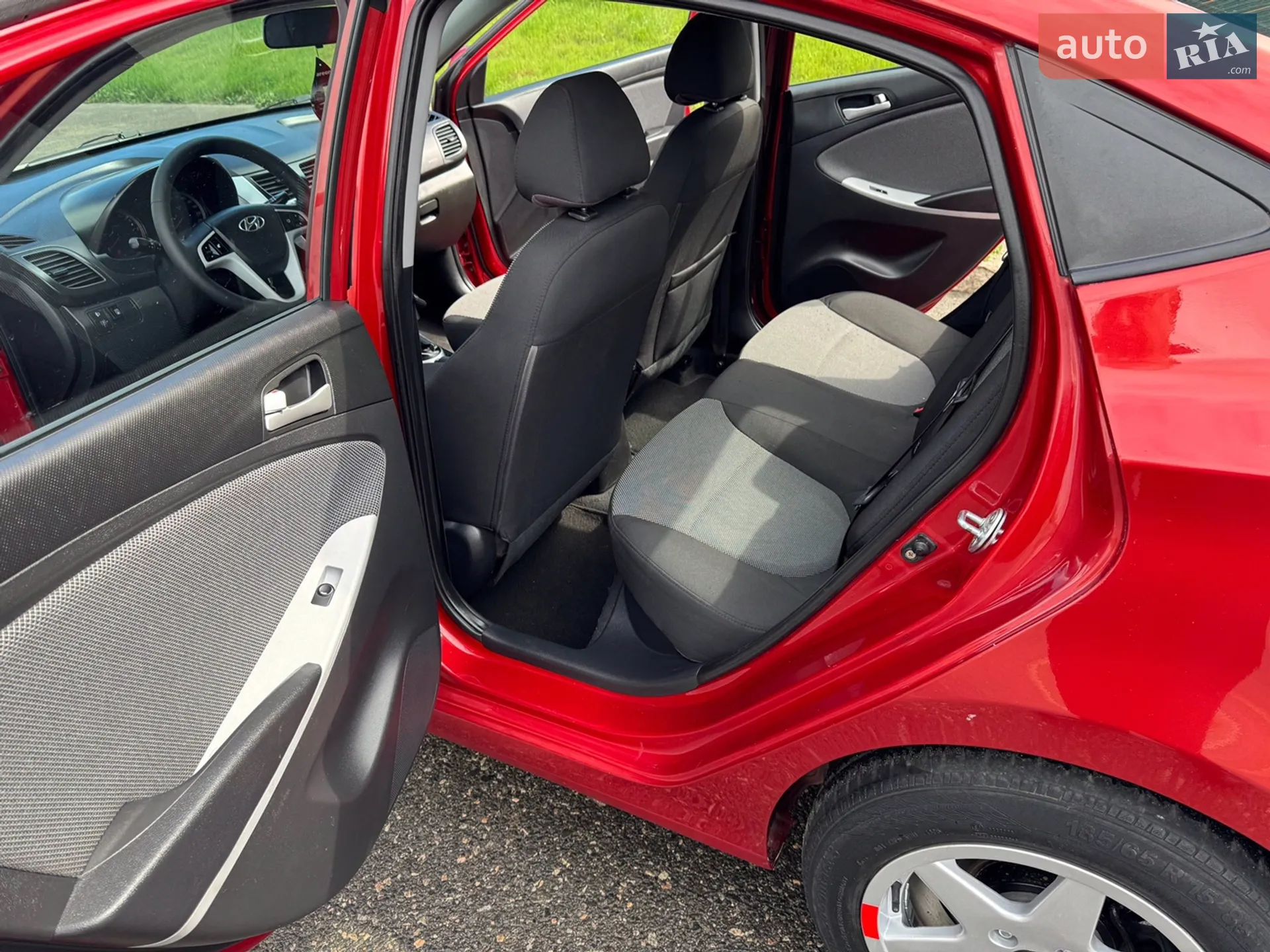 2013 Hyundai Accent - мініатюра 22