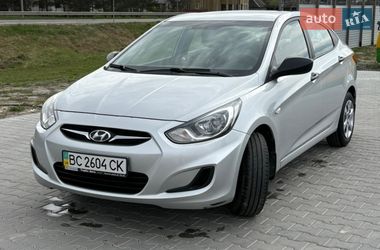 Седан Hyundai Accent 2011 в Бродах