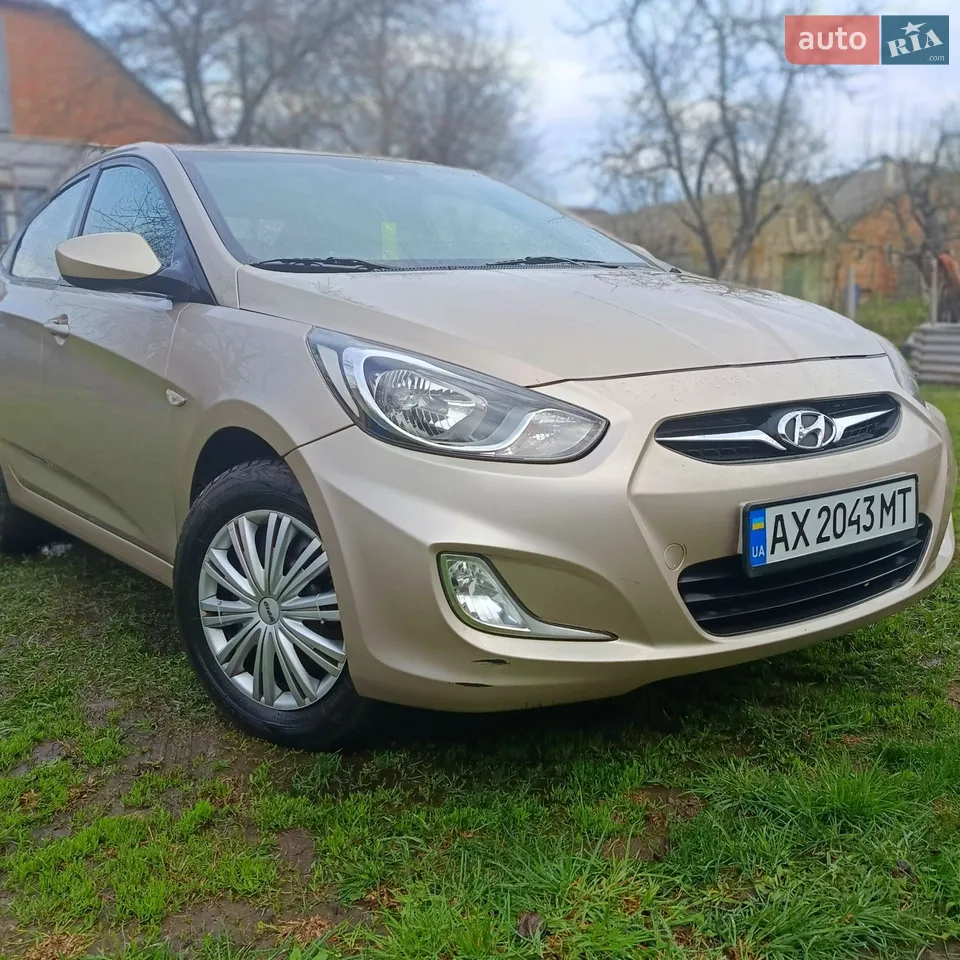 2011 Hyundai Accent - мініатюра 23