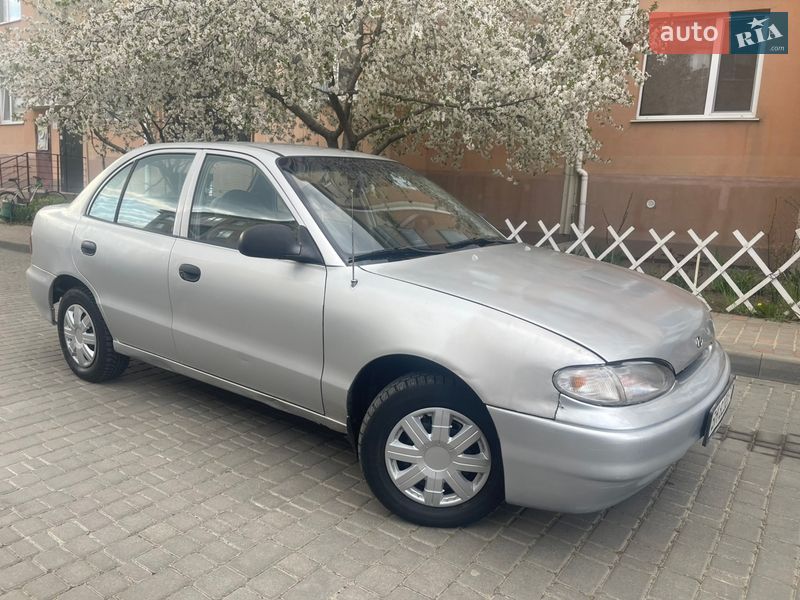 Hyundai Accent 1995