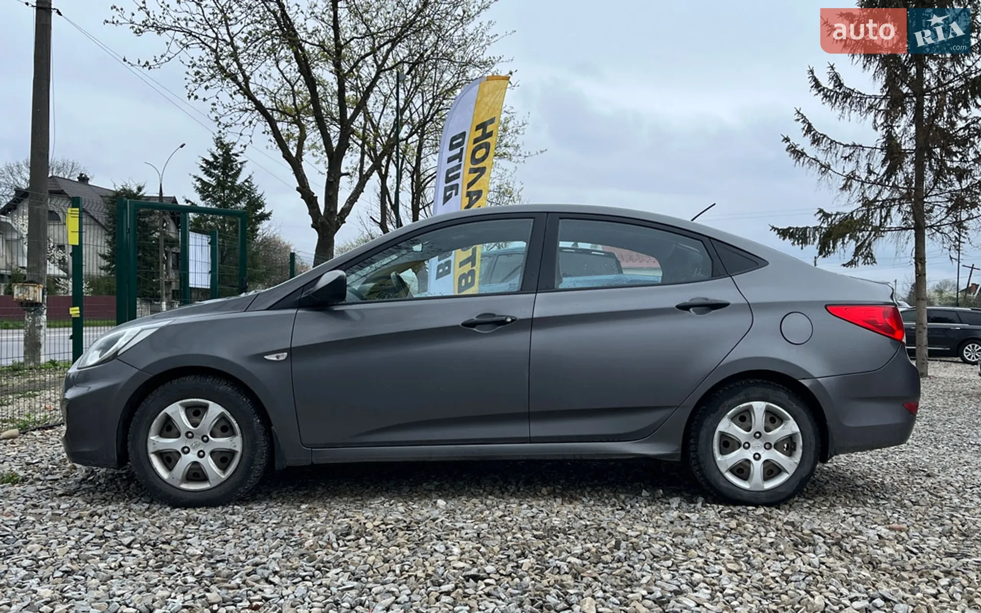 2013 Hyundai Accent - мініатюра 4