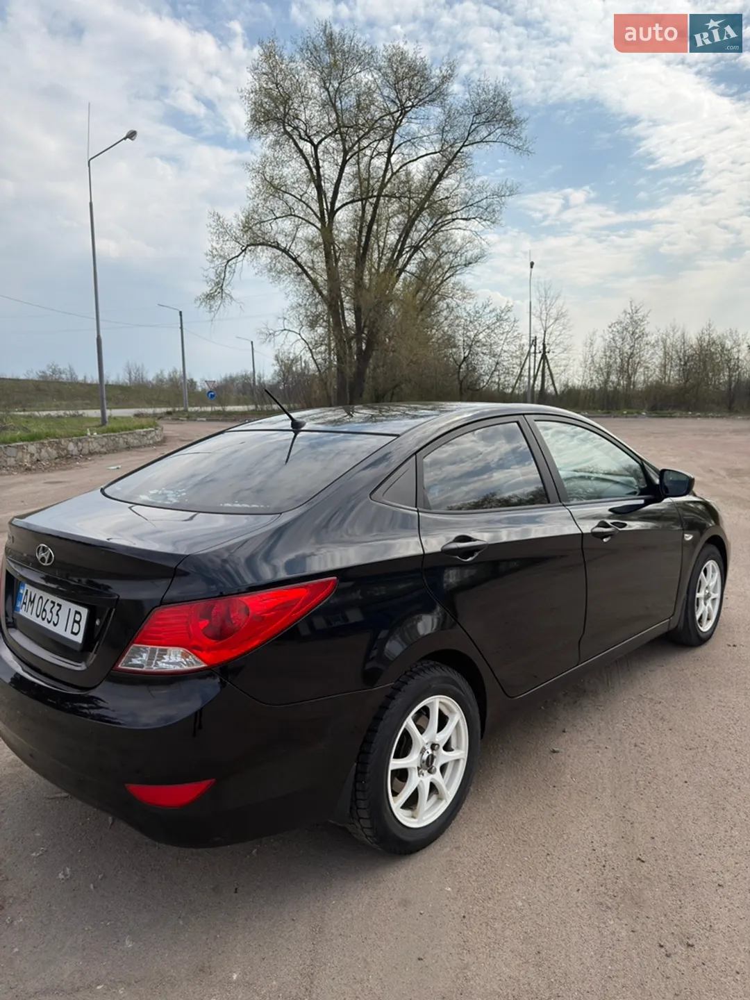 2011 Hyundai Accent - мініатюра 25