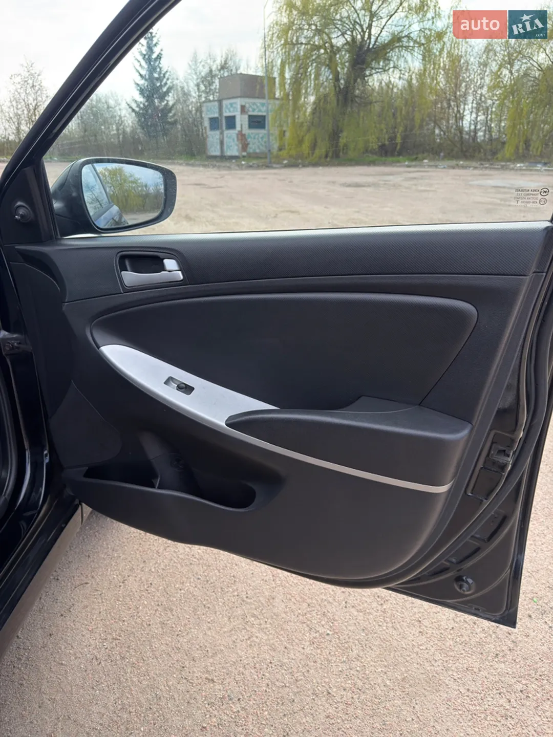 2011 Hyundai Accent - мініатюра 36