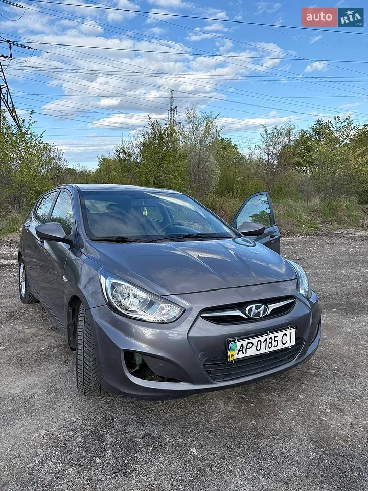 2011 Hyundai Accent - мініатюра 17