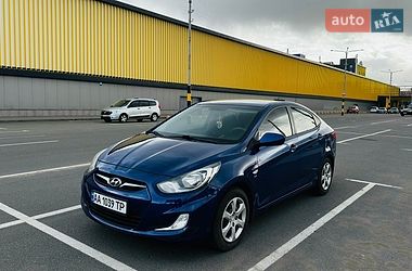 Седан Hyundai Accent 2012 в Києві
