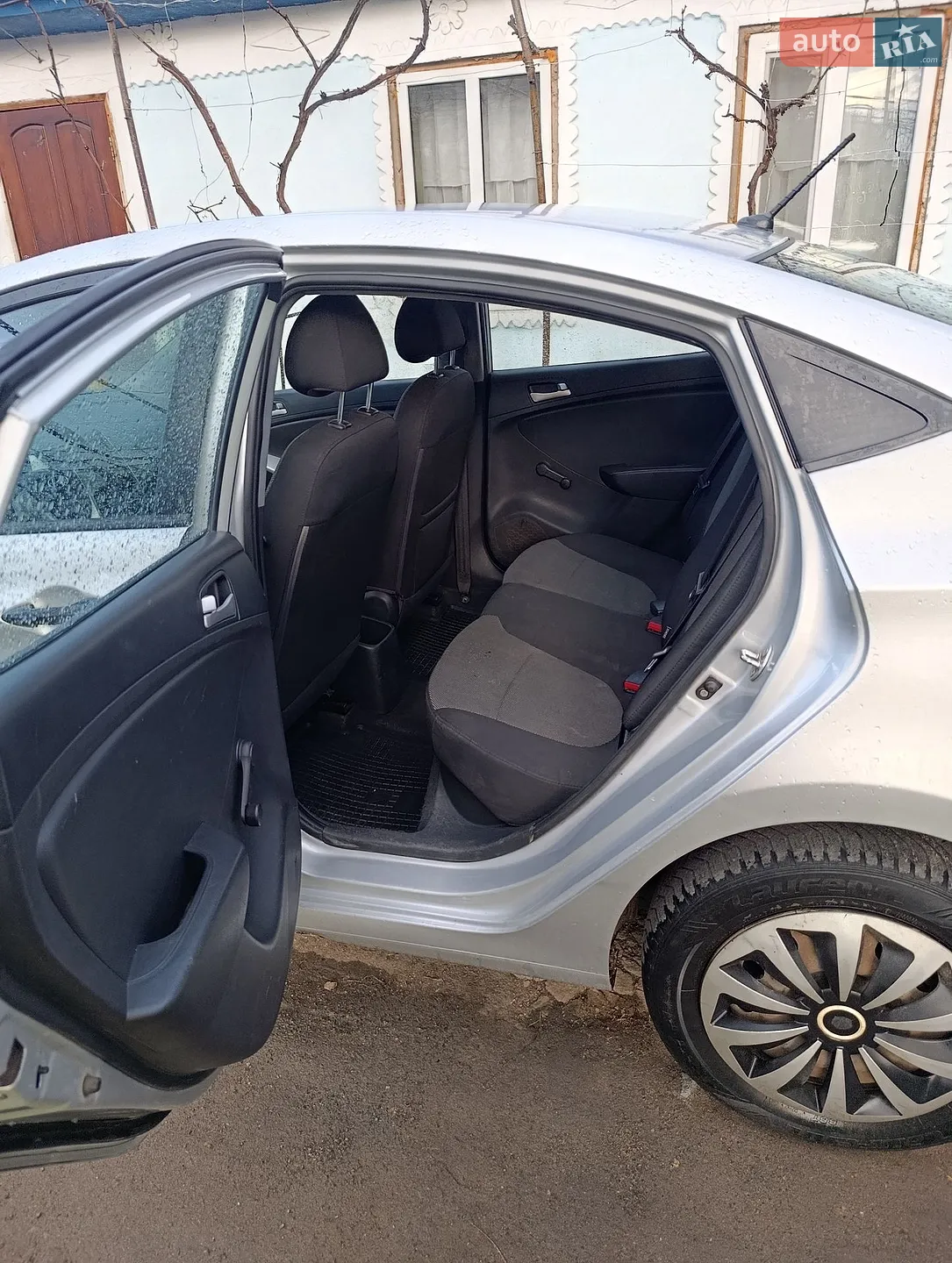 2012 Hyundai Accent - мініатюра 6