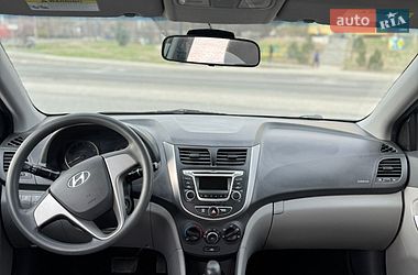 Седан Hyundai Accent 2017 в Днепре