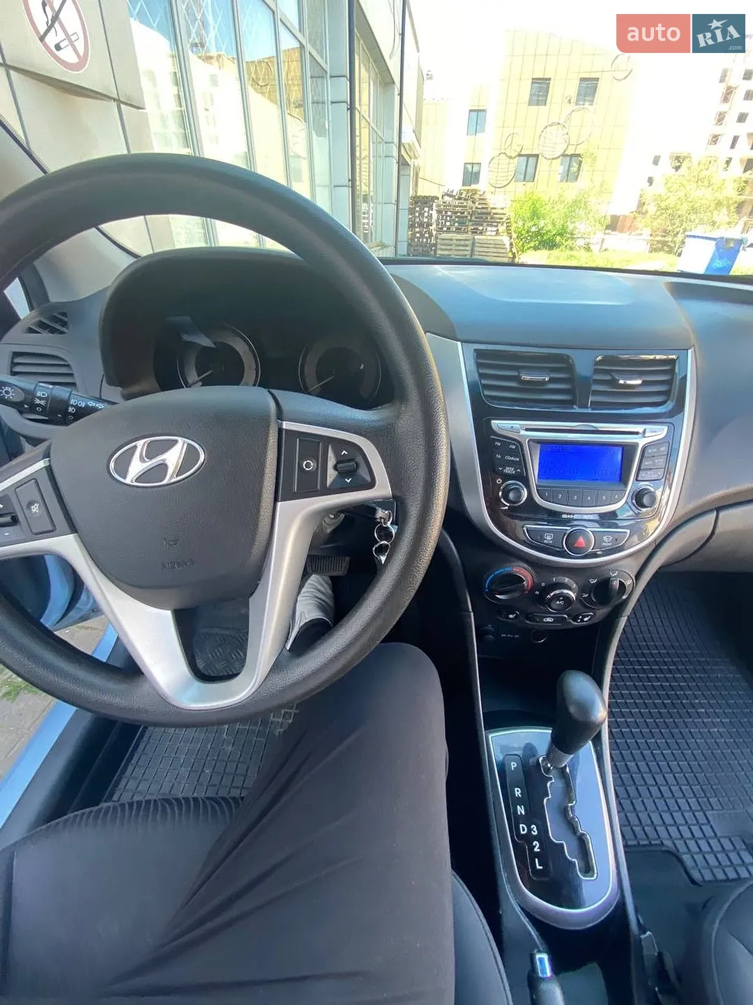2012 Hyundai Accent - мініатюра 2