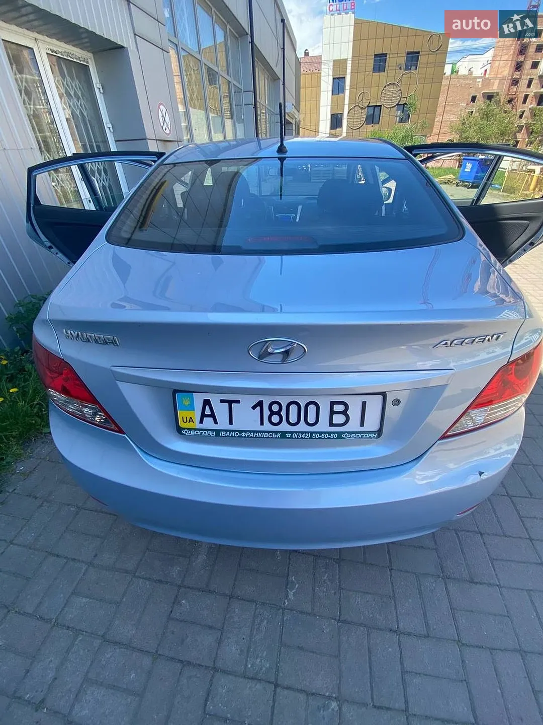 2012 Hyundai Accent - мініатюра 16