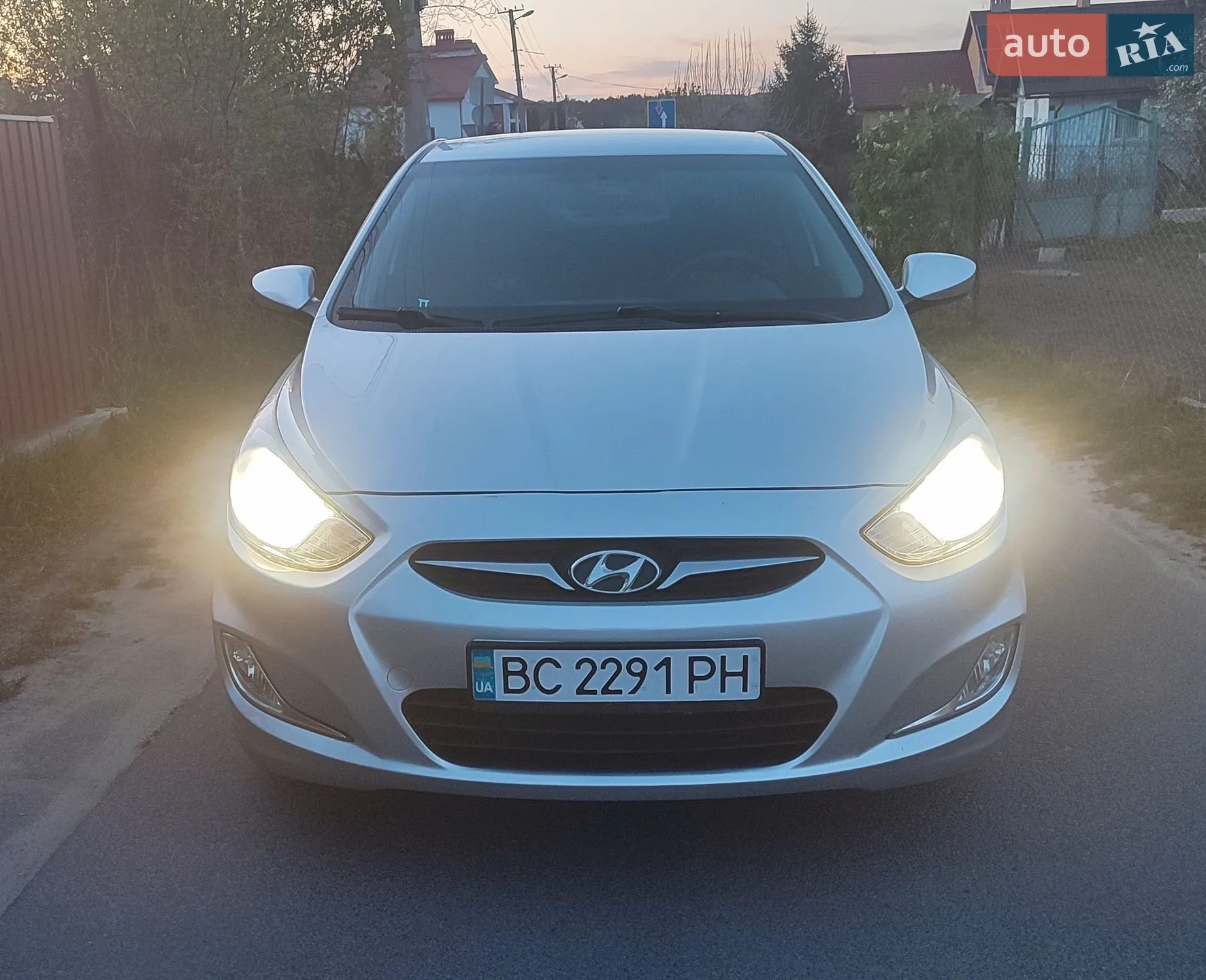 2011 Hyundai Accent - мініатюра 6