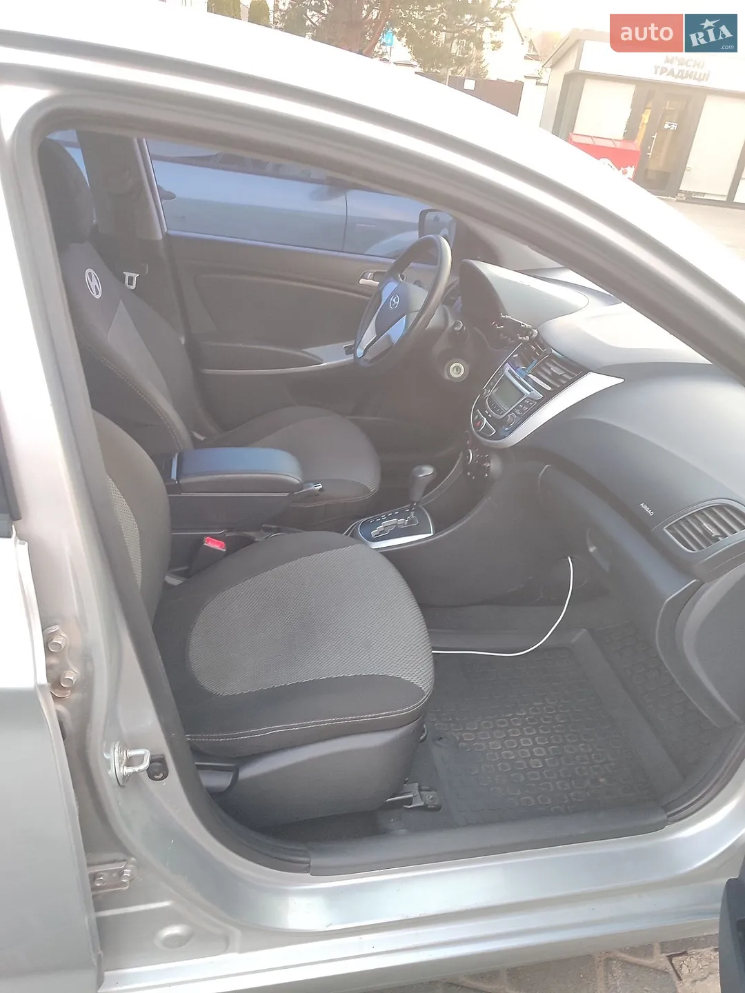 2011 Hyundai Accent - мініатюра 22