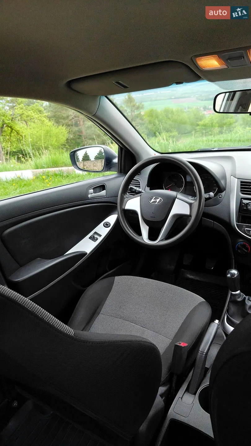 2013 Hyundai Accent - мініатюра 11