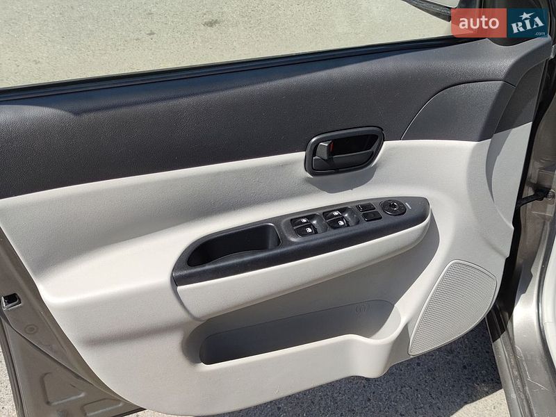Седан Hyundai Accent 2008 в Харькове фото 9 Седан Hyundai Accent 2008 в Харькове