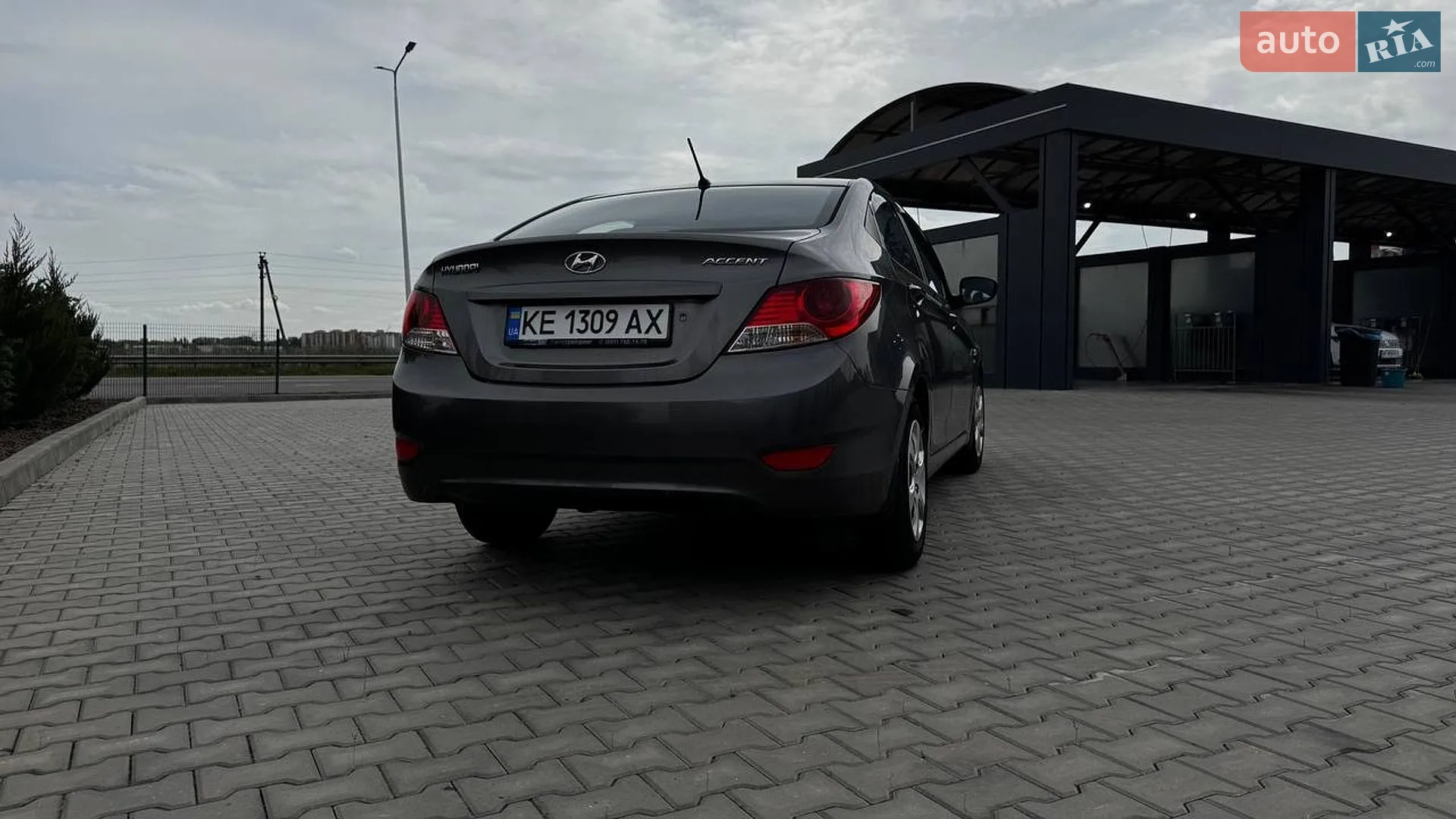 2011 Hyundai Accent - мініатюра 10