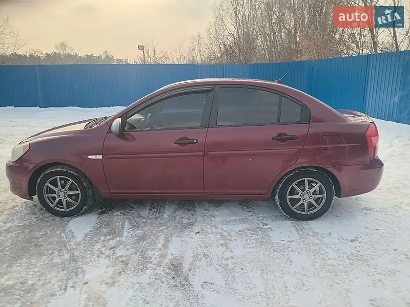 Hyundai Accent