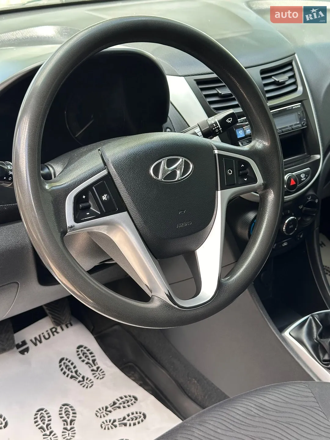 2012 Hyundai Accent - мініатюра 6