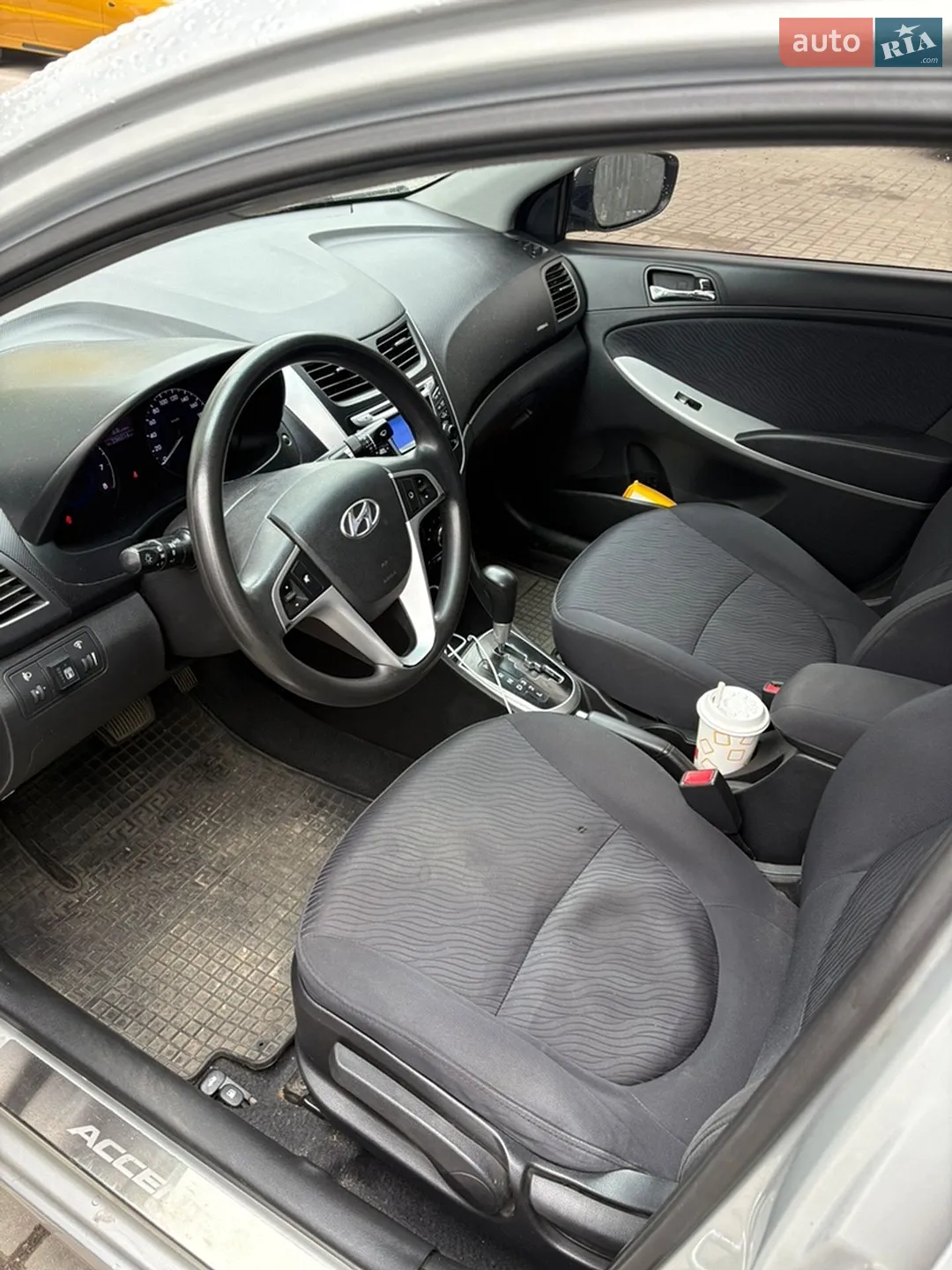 2011 Hyundai Accent - мініатюра 5