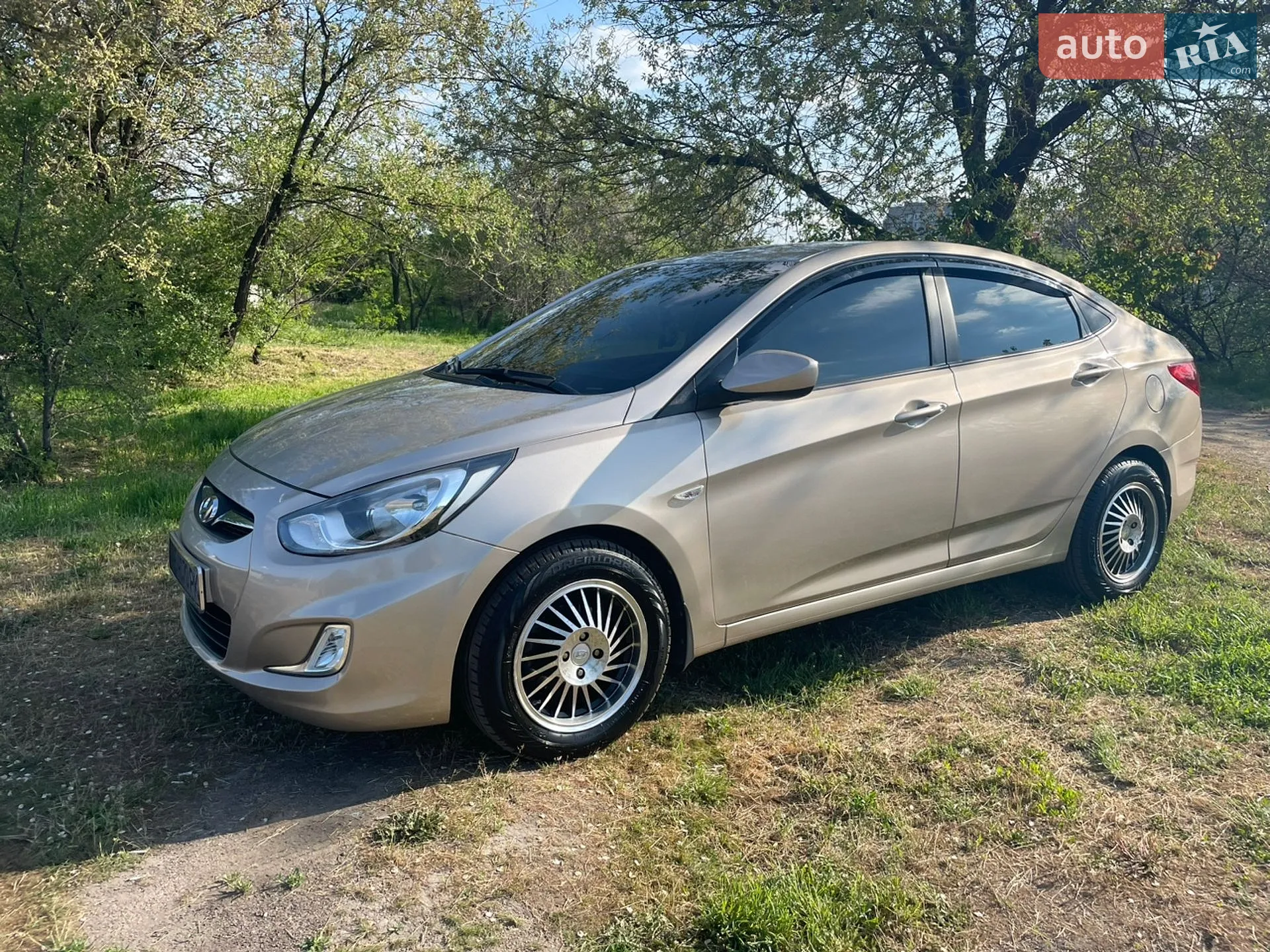 2012 Hyundai Accent - мініатюра 5
