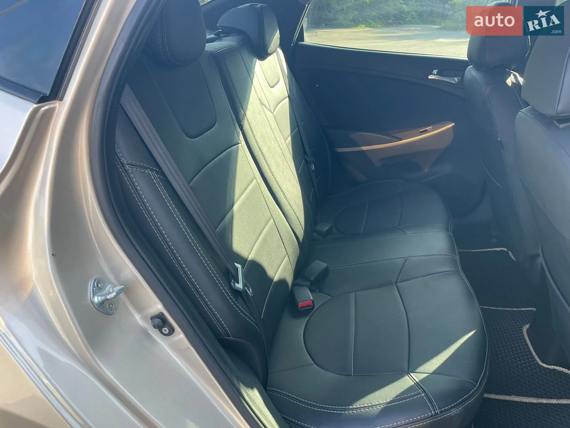 2012 Hyundai Accent - мініатюра 60