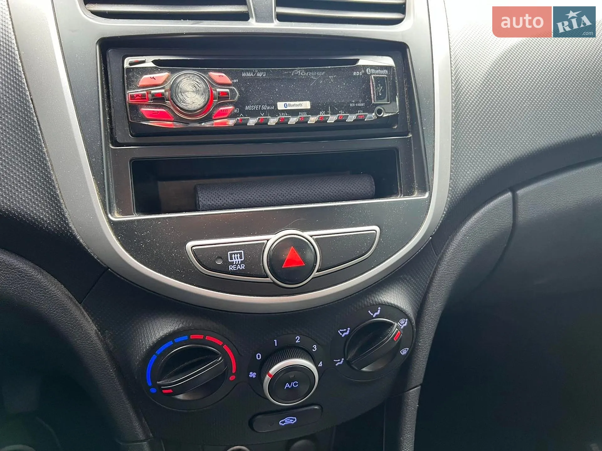 2011 Hyundai Accent - мініатюра 22