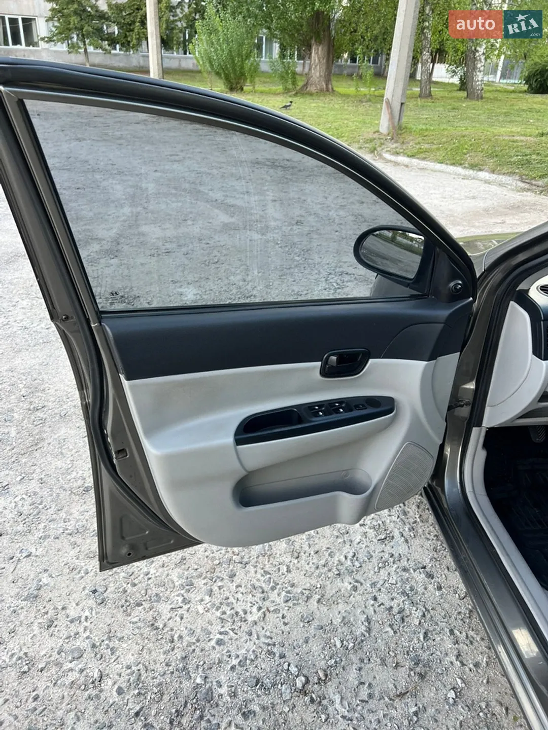 2010 Hyundai Accent - мініатюра 11