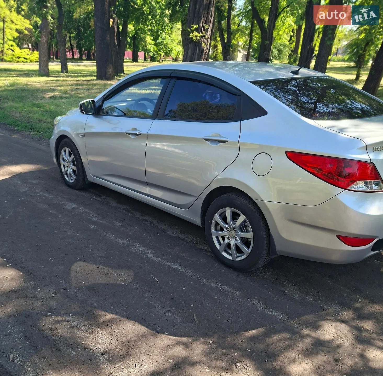2011 Hyundai Accent - мініатюра 3