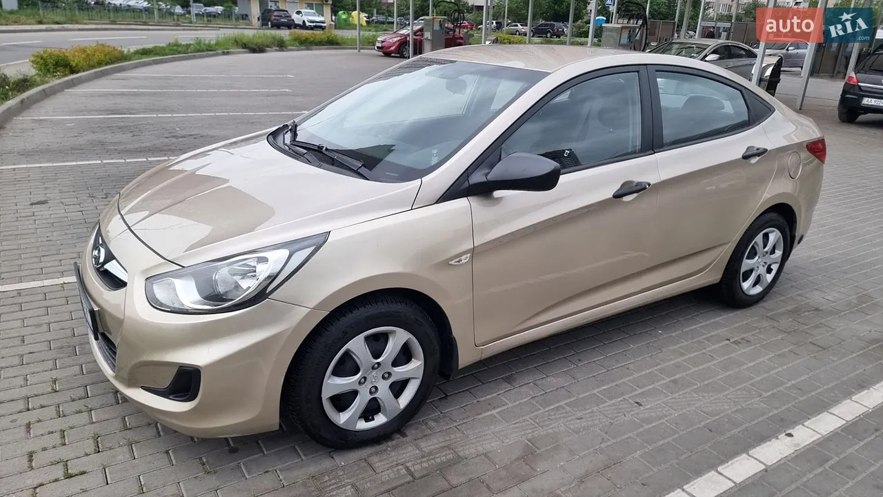 2011 Hyundai Accent - мініатюра 21