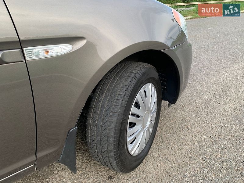 Седан Hyundai Accent 2008 в Тарановке