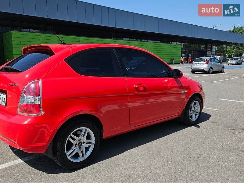 Хэтчбек Hyundai Accent 2008 в Киеве