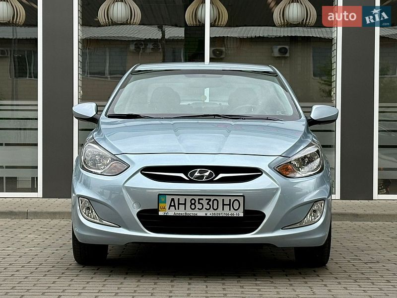 Седан Hyundai Accent 2011 в Житомире фото 5 Седан Hyundai Accent 2011 в Житомире