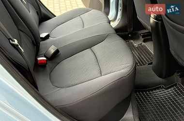 Седан Hyundai Accent 2011 в Житомире фото 40 Седан Hyundai Accent 2011 в Житомире