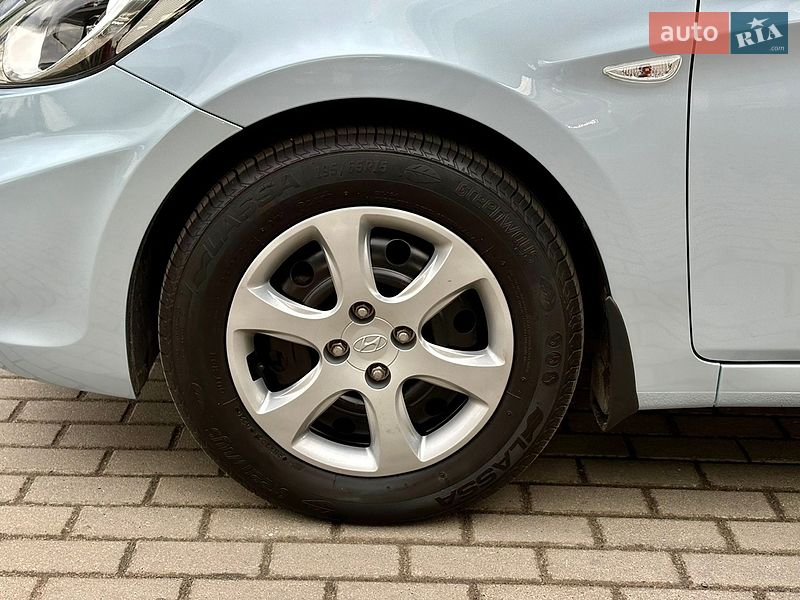 Седан Hyundai Accent 2011 в Житомире фото 53 Седан Hyundai Accent 2011 в Житомире