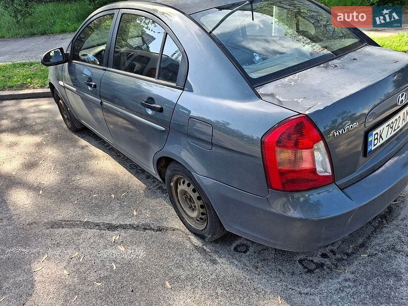 Седан Hyundai Accent 2008 в Киеве