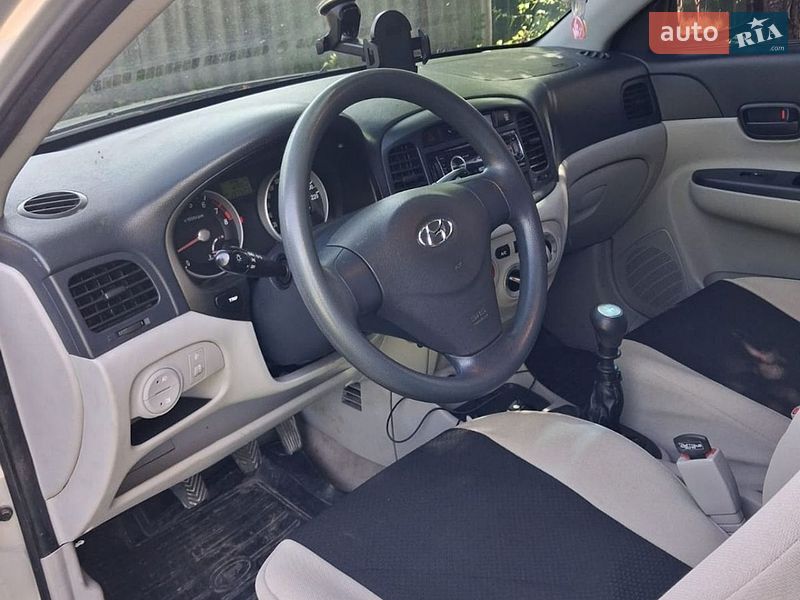 Седан Hyundai Accent 2007 в Конотопі