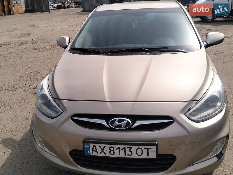 Hyundai Accent 2013